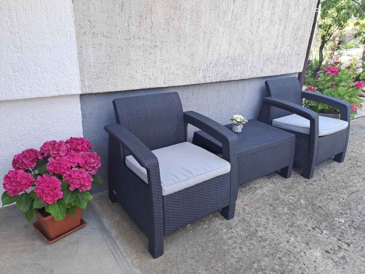 קרק Studio Apartments Maslinik מראה חיצוני תמונה