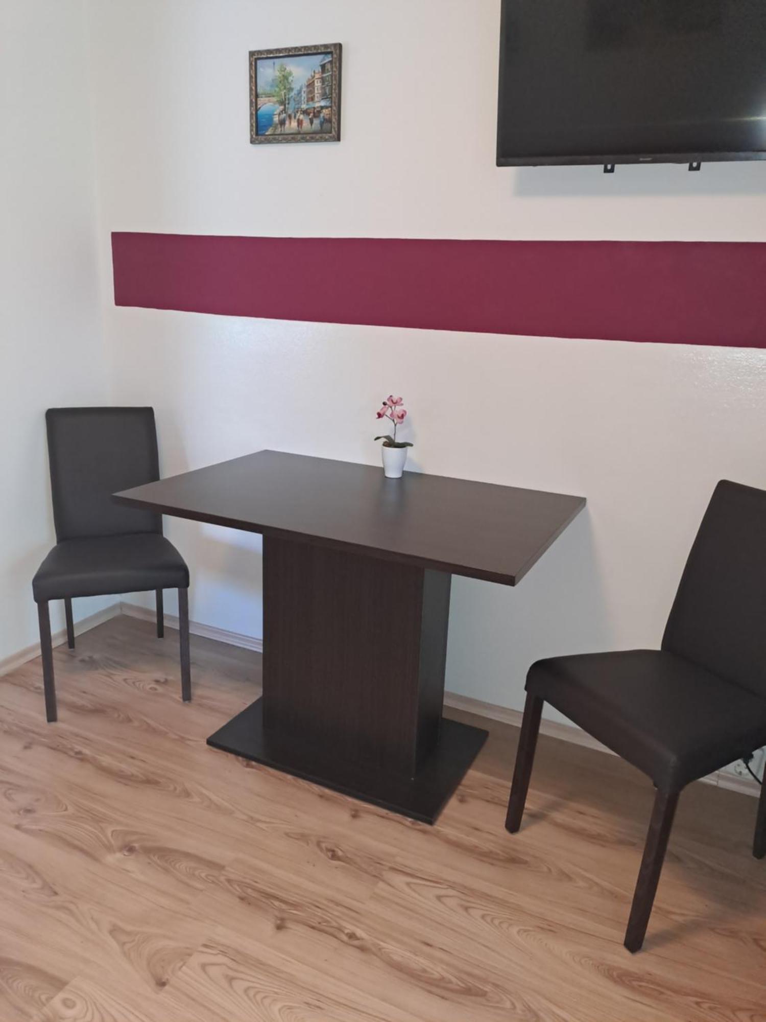 קרק Studio Apartments Maslinik מראה חיצוני תמונה