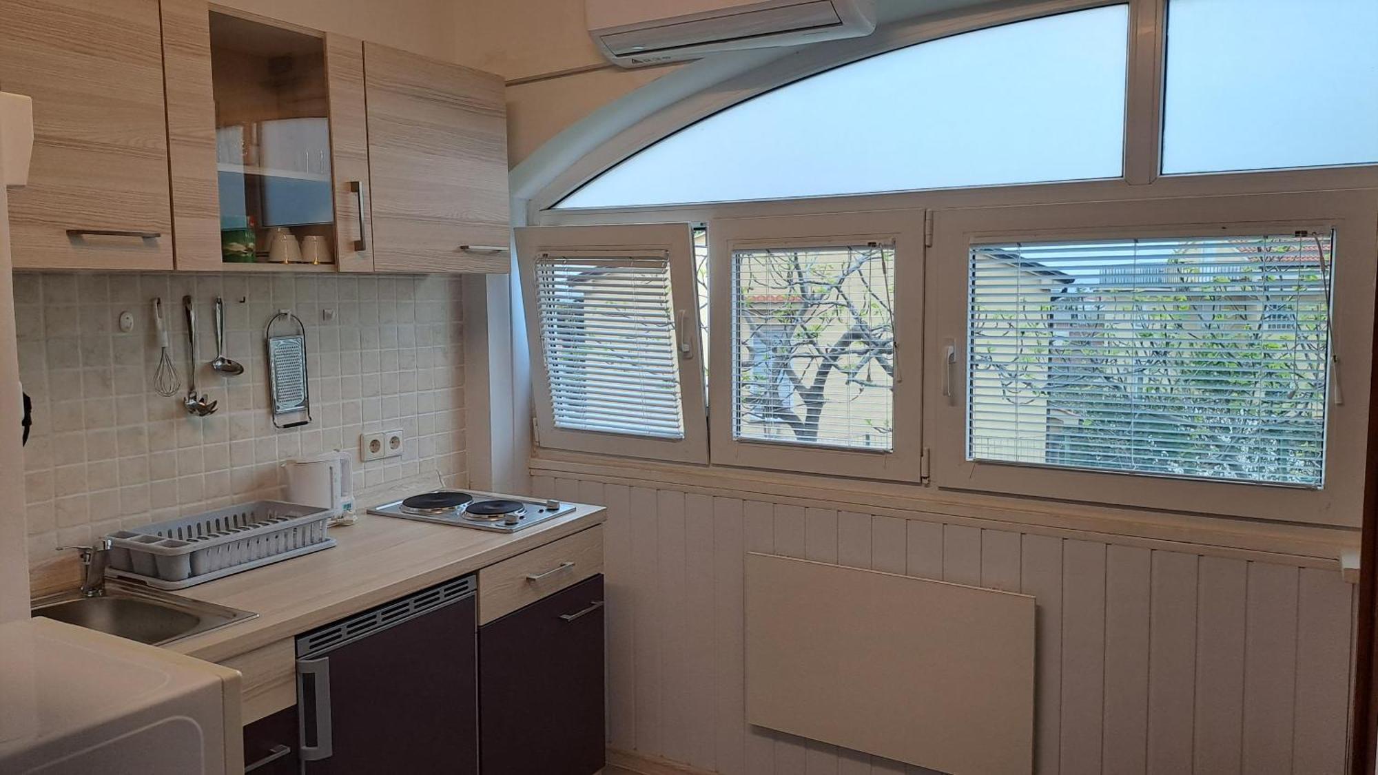 קרק Studio Apartments Maslinik מראה חיצוני תמונה