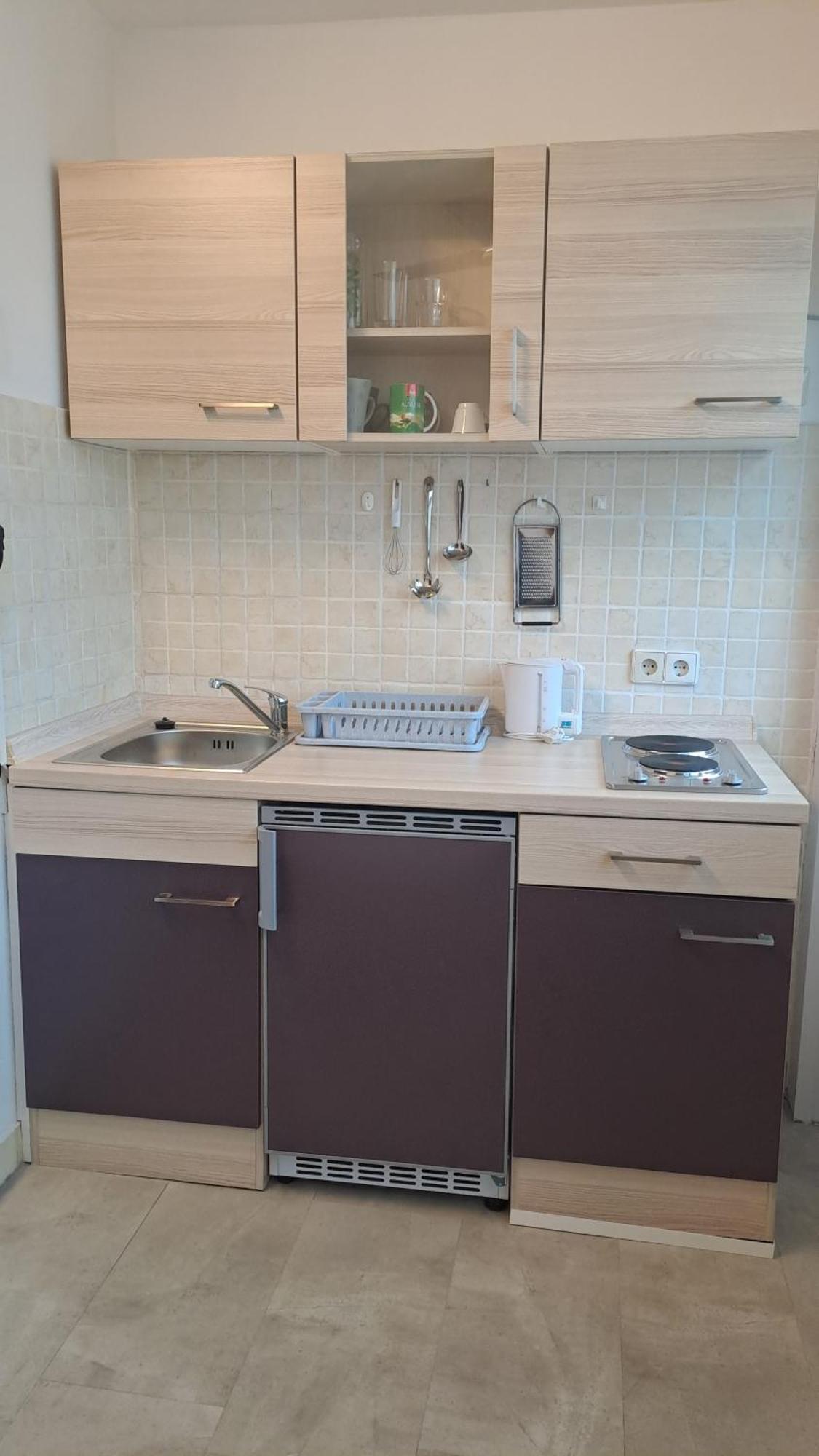 קרק Studio Apartments Maslinik מראה חיצוני תמונה